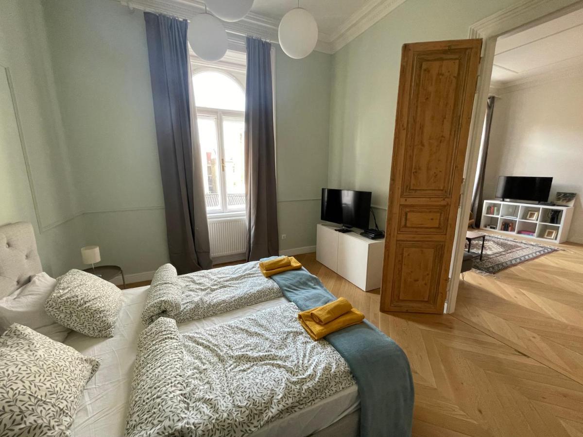 City Center 3, Elegant And Cozy 2Br In City Center! بودابست المظهر الخارجي الصورة