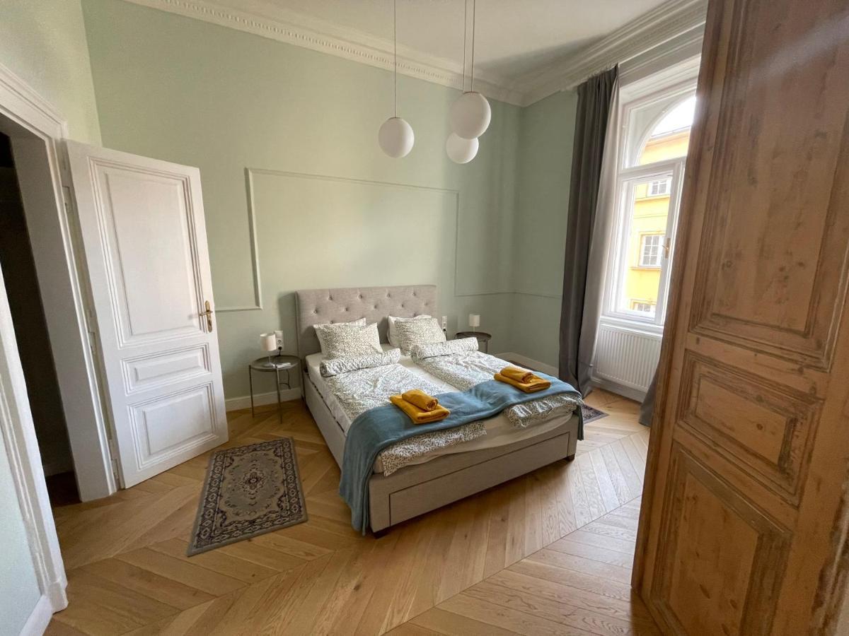 City Center 3, Elegant And Cozy 2Br In City Center! بودابست المظهر الخارجي الصورة