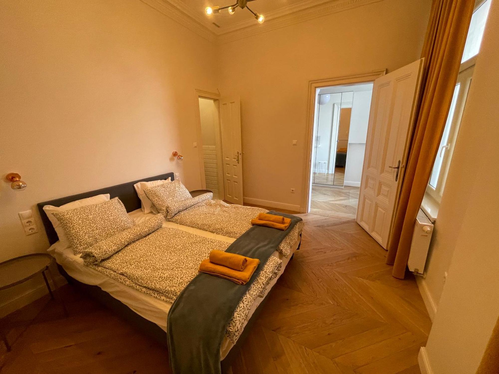 City Center 3, Elegant And Cozy 2Br In City Center! بودابست المظهر الخارجي الصورة